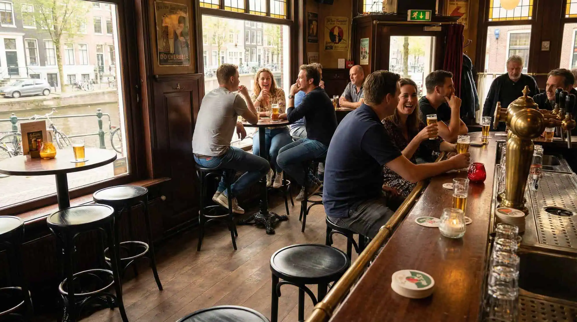 Tabourets de café Thon bois cintré noir