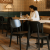 Super-Seat | Chaises design scandinaves Bonn noir | Tabourets scandinaves nus, tablettes hautes, murs épais, lampes de bureau et lampes vintage. | Horecameubilair
