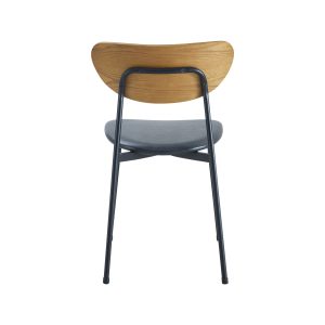 Super-Seat | Must chaises design scandinaves | Structure en métal noir, dossier en bois, revêtement en tissu foncé, fond blanc. | Mobilier de restauration