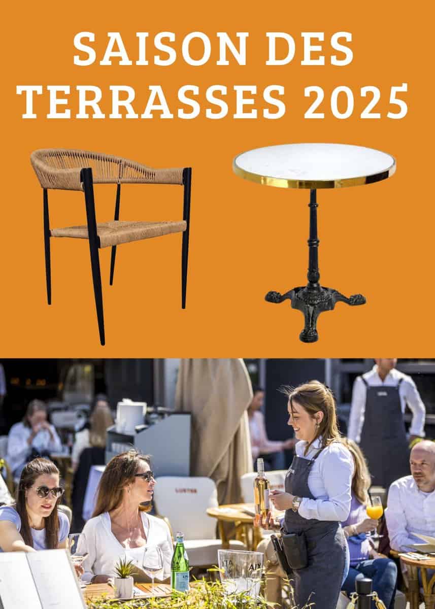 Super-Seat | Saison des Terrasses 2025 | Stoelen et tafels buiten, hout en metal, bruine tinten. Le serveur aide à travailler sur la terre. | Horecameubilair