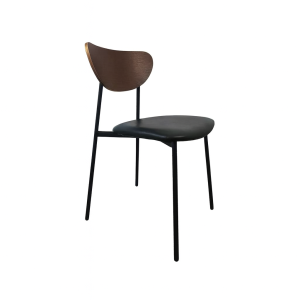 Super-Seat | Chaises design scandinave bois/noir | Stoel met gebogen houten rug, zwart kussen en slanke zwarte metalen poten. | Horecameubilair