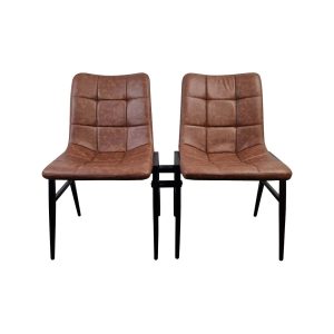 Super-Seat | Deux chaises en cuir brun armé avec table et pieds en métal noir, moderne sur fond blanc. | Mobilier de restauration